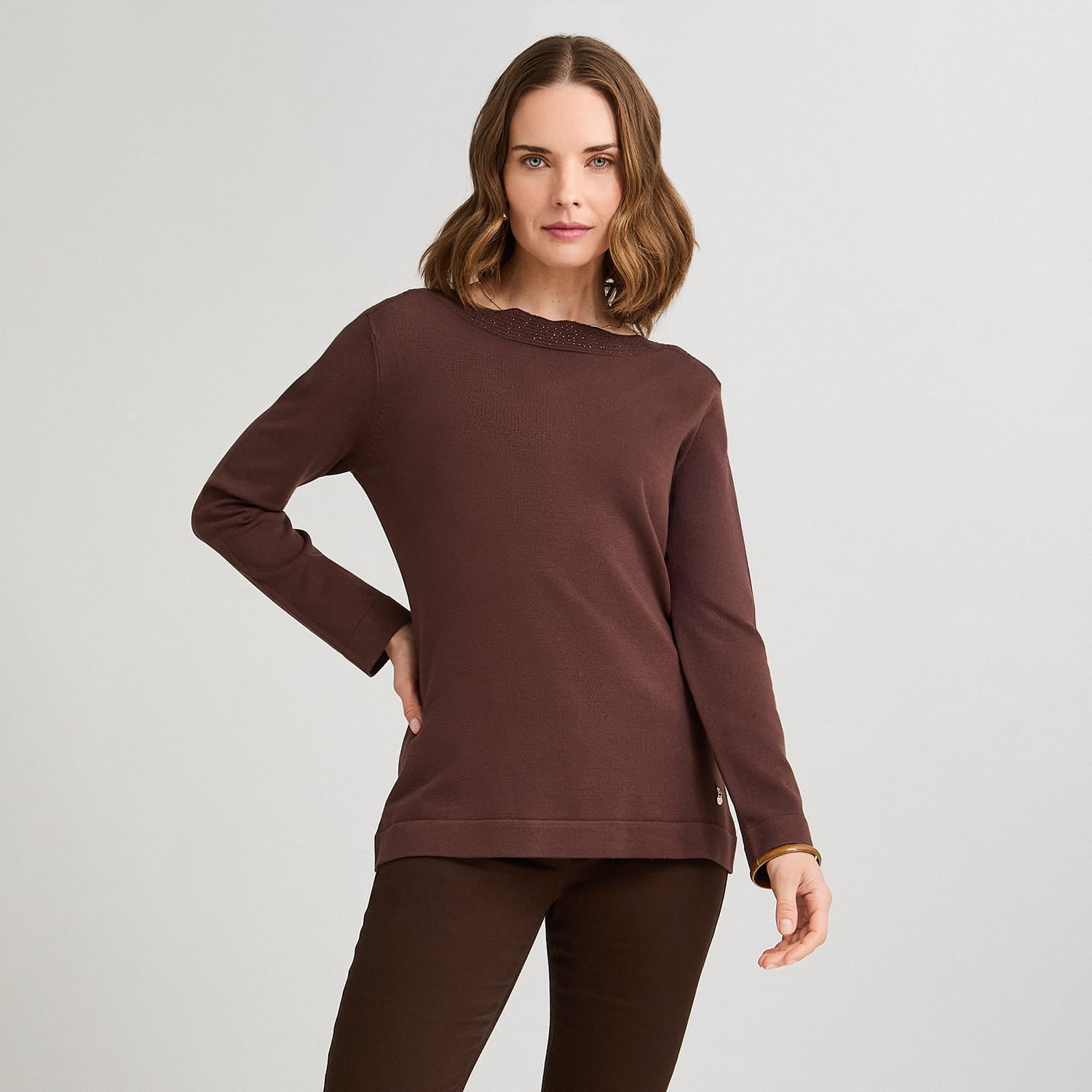 Sweater con Aplicación de Strass Café